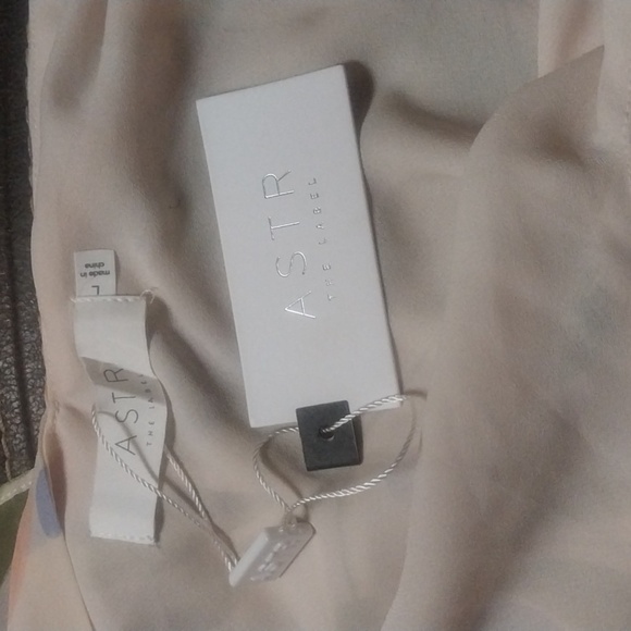 ASTR the Label Pastel Maxi Dress in Pink Multi REVOLVE - Picture 7 of 9